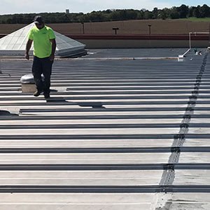 Commercial Metal Roof Replacement Contractors